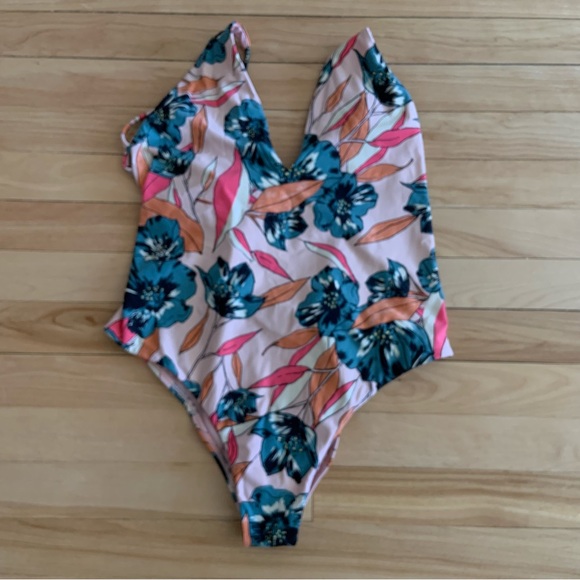 Billabong Floral print lined deep v-neck swimsuit - Picture 3 of 8